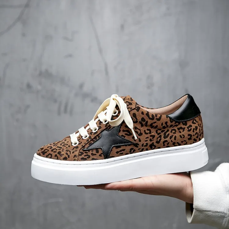 2019 Spring New Designer Flats Leopard Shoes Female Platform Sneakers Women Tenis Feminino Casual Female Vulcanized shoes
2019 Spring New Designer Flats Leopard Shoes Female Platform Sneakers Women Tenis Feminino Casual Female Vulcanized shoes