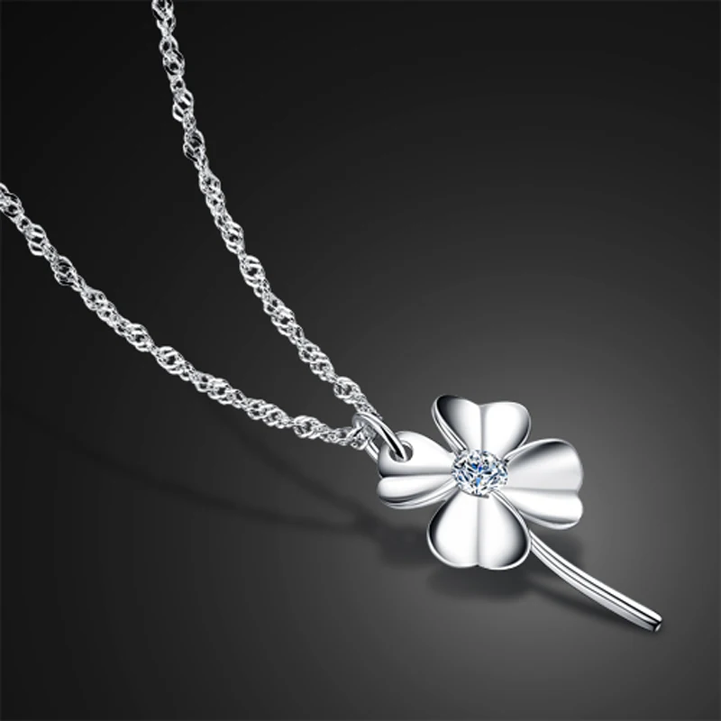 New 925 Sterling Silver Necklace Women's Simple Clover Pendant Design Solid Silver Clavicle Necklace Lady Fashion Jewelery
New 925 Sterling Silver Necklace Women's Simple Clover Pendant Design Solid Silver Clavicle Necklace Lady Fashion Jewelery