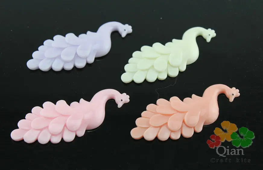 set of 15pcs Large Resin Peacock pendants Flat Back Cabochons charms for cell phone Decoration, hair accessories 2.8inch
set of 15pcs Large Resin Peacock pendants Flat Back Cabochons charms for cell phone Decoration, hair accessories 2.8inch