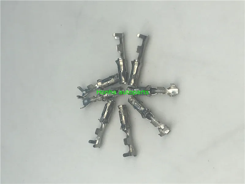Free shipping 50/100/200/500 pcs/lots Auto car splices wire terminal crimp terminal electrical pin terminal 962999-1
Free shipping 50/100/200/500 pcs/lots Auto car splices wire terminal crimp terminal electrical pin terminal 962999-1
