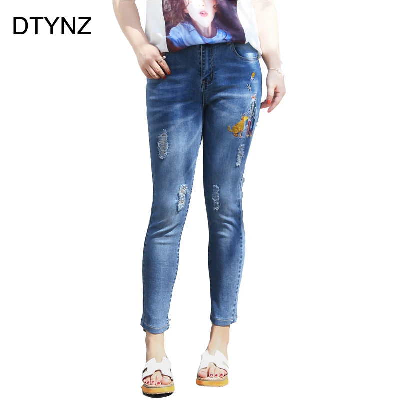 2018 Jeans Pants Women Plus Size Ankle Length Casual Slim Embroidery Hole Denim Pant Good Stretch Blue
2018 Jeans Pants Women Plus Size Ankle Length Casual Slim Embroidery Hole Denim Pant Good Stretch Blue
