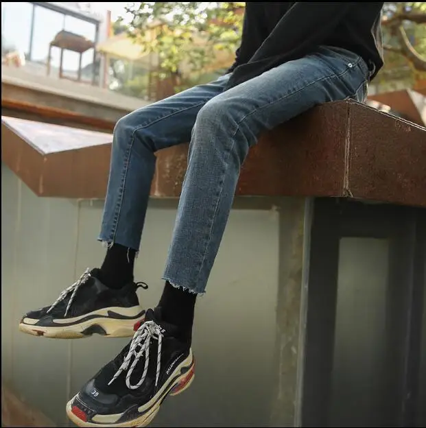S-XL! 2018 Korean version of the simple wash blue hair edge jeans slim legs four seasons nine point pants tide
S-XL! 2018 Korean version of the simple wash blue hair edge jeans slim legs four seasons nine point pants tide