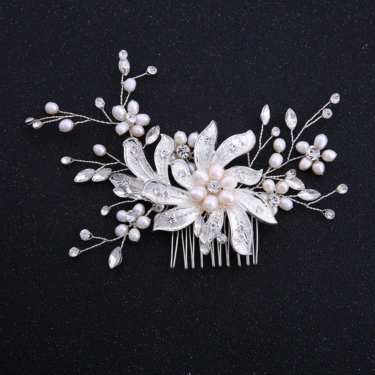 Floralbride ручная работа Проводная Стразы Кристалл пресноводный жемчуг цветок Свадебная расческа для волос свадебные головные уборы аксессуар...
Floralbride ручная работа Проводная Стразы Кристалл пресноводный жемчуг цветок Свадебная расческа для волос свадебные головные уборы аксессуар...