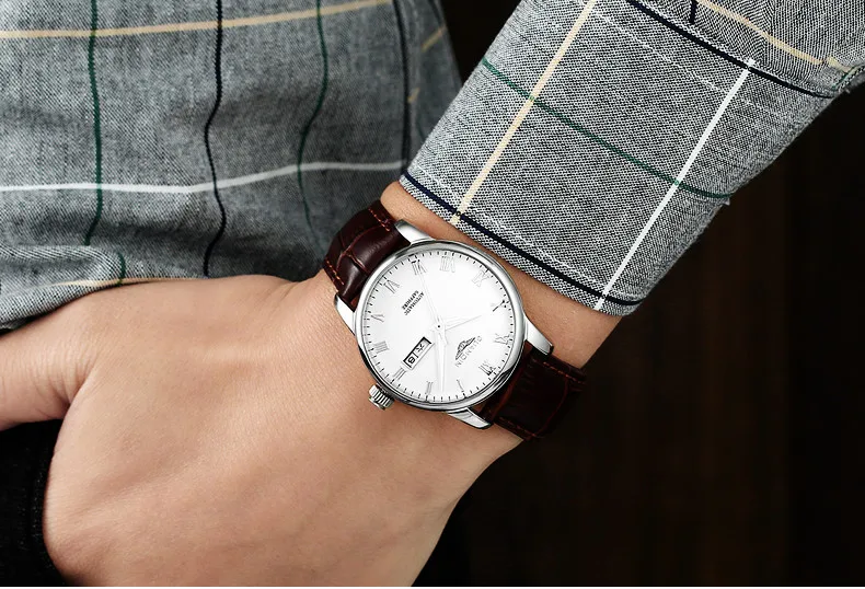 Top Brand GUANQIN Men Watch Luxury Fashion Casual Sports Wristwatches Mechanical Watch Leather Men Relogio Masculino waterproof
Top Brand GUANQIN Men Watch Luxury Fashion Casual Sports Wristwatches Mechanical Watch Leather Men Relogio Masculino waterproof