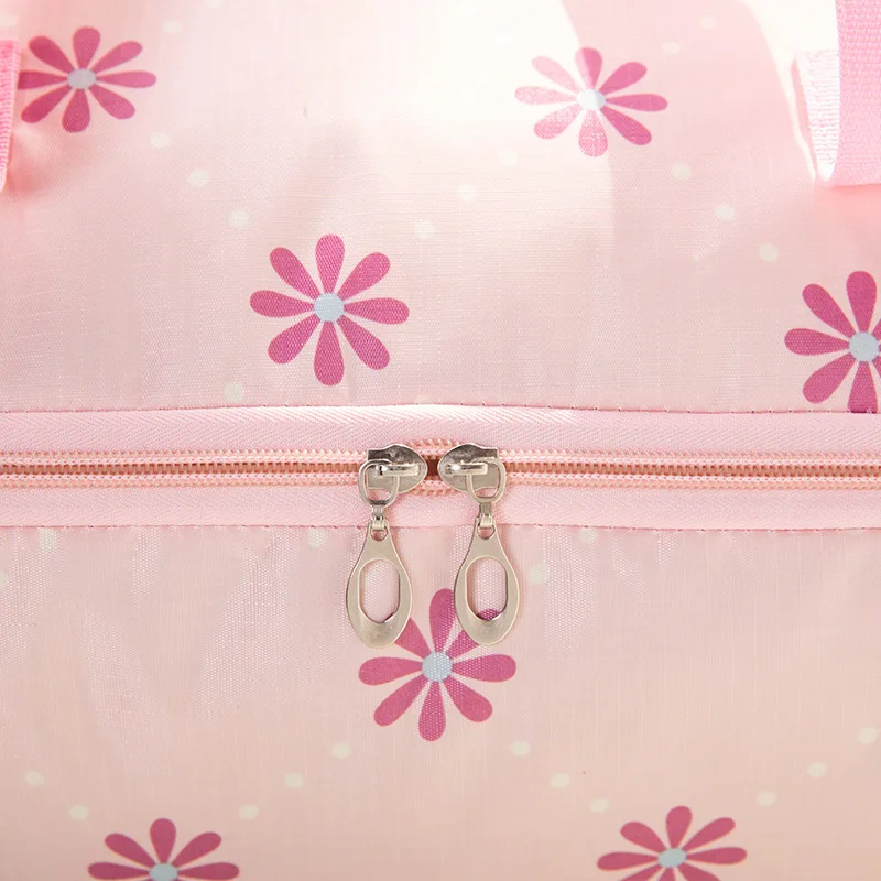 eTya New Travel Bag Large Capacity Waterproof Printing Bags Portable Women's Tote Bag Travel Bags Women Folding Storage
eTya New Travel Bag Large Capacity Waterproof Printing Bags Portable Women's Tote Bag Travel Bags Women Folding Storage