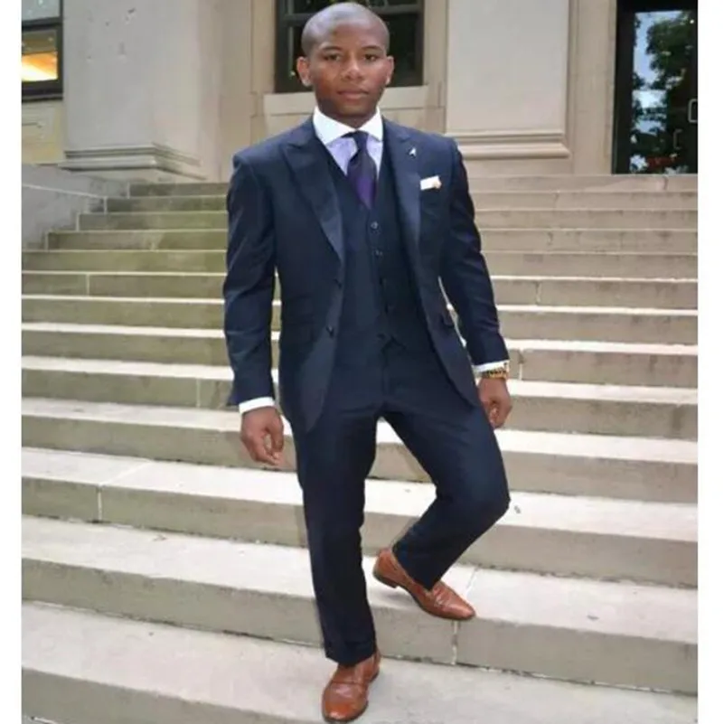 Navy Blue Wedding Tuxedos Peaked Lapel Men Suits Groom Suit Formal Wedding suit for men Groomsman Suits (jacket+pant+vest)
Navy Blue Wedding Tuxedos Peaked Lapel Men Suits Groom Suit Formal Wedding suit for men Groomsman Suits (jacket+pant+vest)