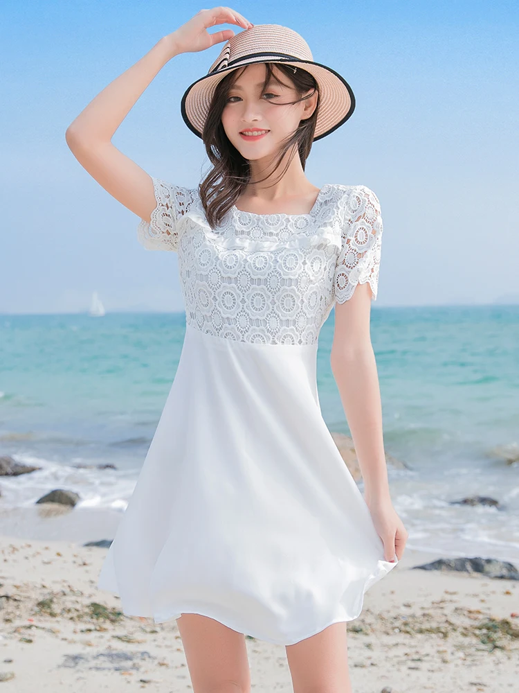 Summer Lace Dress Women's 2019 New Spring Retro White Fashion Temperament Ol Style Round Neck Short-sleeved Party Dress
Summer Lace Dress Women's 2019 New Spring Retro White Fashion Temperament Ol Style Round Neck Short-sleeved Party Dress