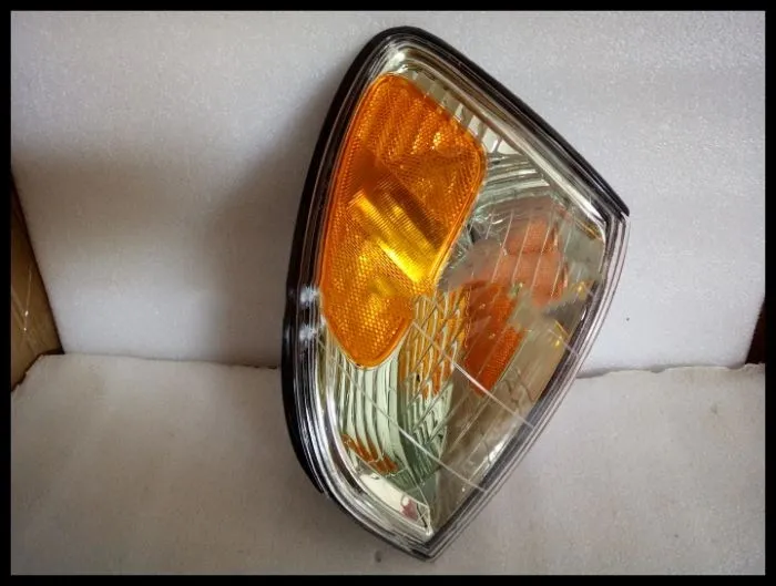 Osmrk Car Corner light Turn signal light for Toyota Land Cruiser 4700 LC100 FZJ100 LX470
Osmrk Car Corner light Turn signal light for Toyota Land Cruiser 4700 LC100 FZJ100 LX470
