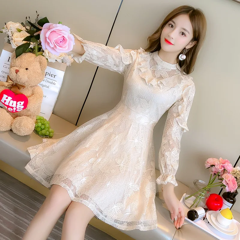 Women Dress Vintage Ruffles Lace Long Sleeve Dress 2021 Spring A-line Japanese Sweet Style Sexy Ladies Party Casual Mini Dress
Women Dress Vintage Ruffles Lace Long Sleeve Dress 2021 Spring A-line Japanese Sweet Style Sexy Ladies Party Casual Mini Dress