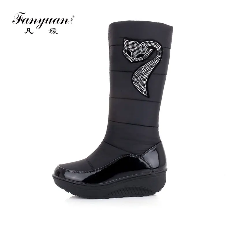 Fanyuan High Quality Warm Plush Inside Snow Boots Winter Shoes Crystal Mid-Calf Boots Ladies Waterproof Warm Classic Mujer Botas
Fanyuan High Quality Warm Plush Inside Snow Boots Winter Shoes Crystal Mid-Calf Boots Ladies Waterproof Warm Classic Mujer Botas
