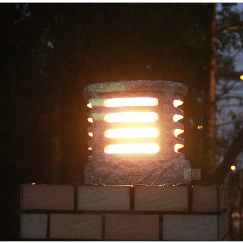 Imitated stone outdoor lamp courtyard LED pastoral style pillar Iight wall head lamp enclosure light
Imitated stone outdoor lamp courtyard LED pastoral style pillar Iight wall head lamp enclosure light