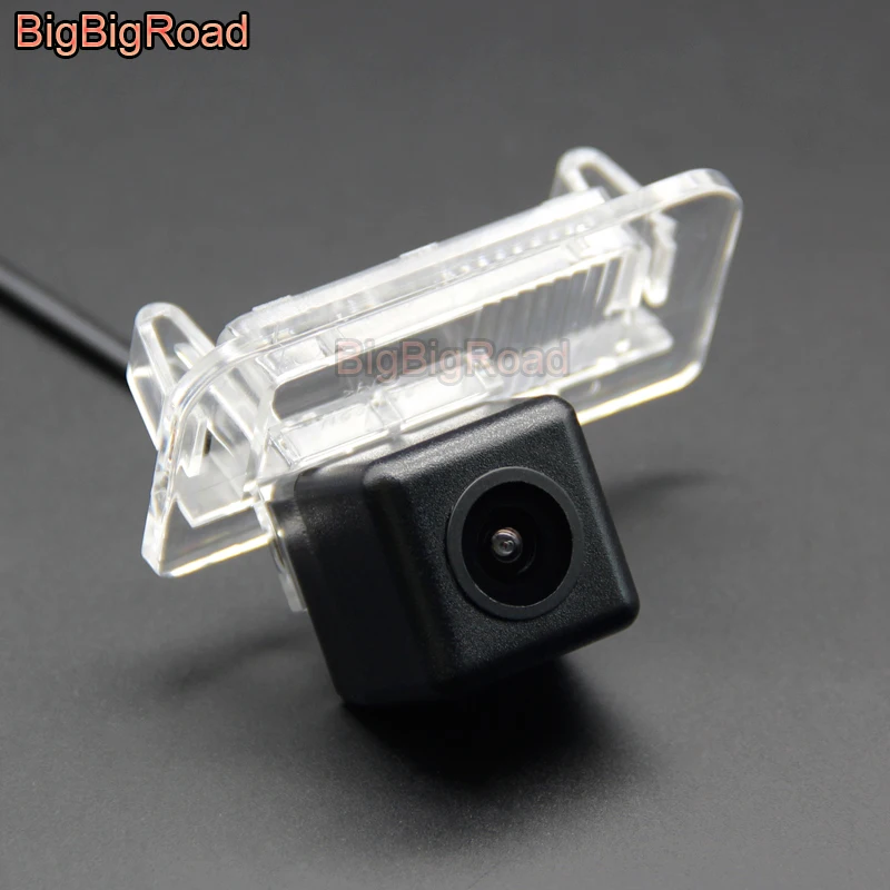 BigBigRoad For Mercedes Benz A Class W176 2012~2016 HD Reversing Camera / Car Back Up Parking Camera / Rear View Camera
BigBigRoad For Mercedes Benz A Class W176 2012~2016 HD Reversing Camera / Car Back Up Parking Camera / Rear View Camera