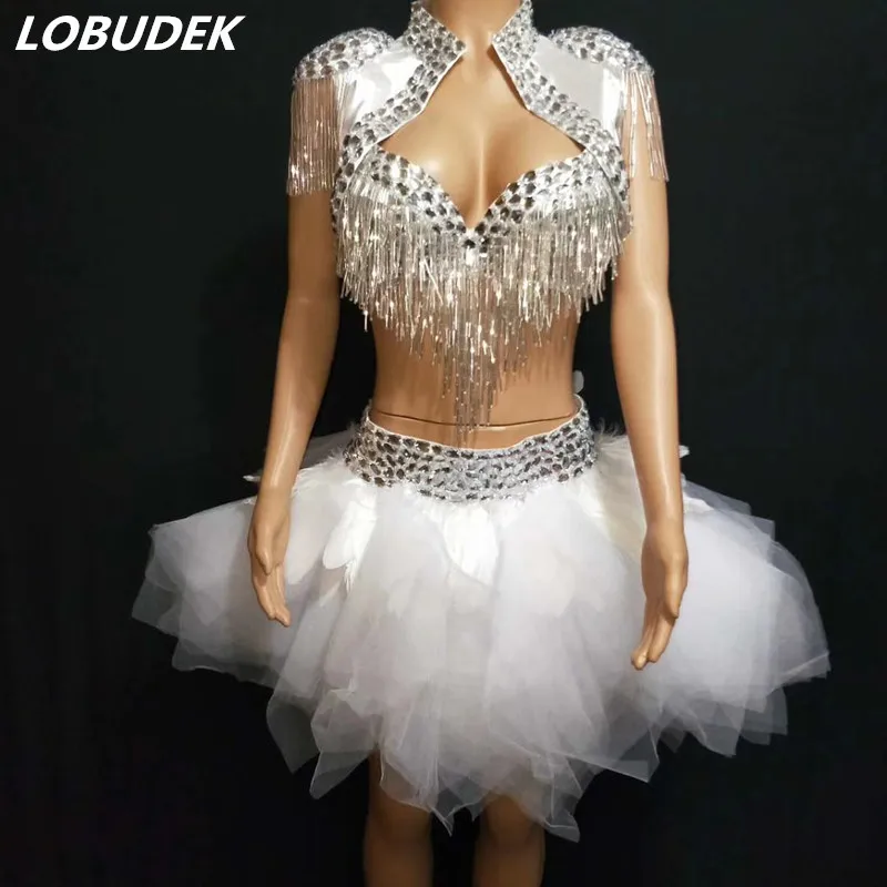 Sparkly Silver Rhinestone Beading Bra White Mesh Mini Skirt Epaulet Vest Bling 3 Pieces Set Sexy Bar Singer Costume Dance Outfit
Sparkly Silver Rhinestone Beading Bra White Mesh Mini Skirt Epaulet Vest Bling 3 Pieces Set Sexy Bar Singer Costume Dance Outfit
