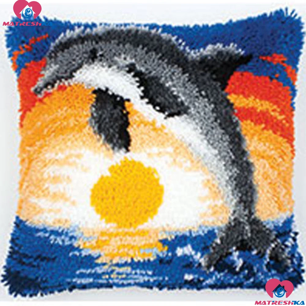 DIY Handmade Pillowcase Set Latch Hook Kits dolphin Embroidery Printed Pillowcase Crochet Hook kits Unfinished Kits diy craft
DIY Handmade Pillowcase Set Latch Hook Kits dolphin Embroidery Printed Pillowcase Crochet Hook kits Unfinished Kits diy craft