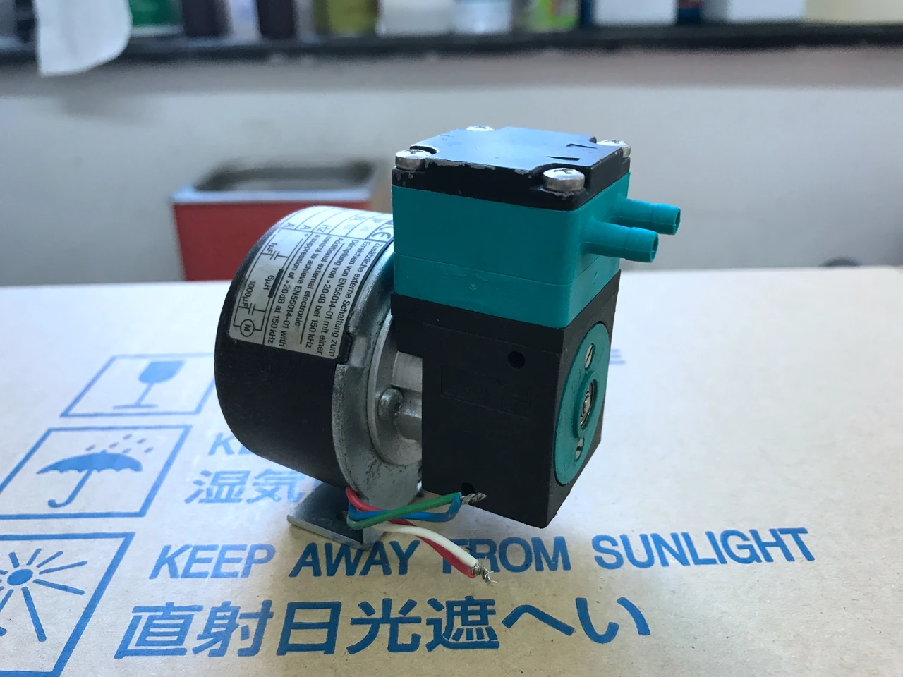 FOR Used Disassemble Germany Import KNF PML4204-NF60 Liquid Pump Diaphragm Pump Brushless Motor 12V
FOR Used Disassemble Germany Import KNF PML4204-NF60 Liquid Pump Diaphragm Pump Brushless Motor 12V