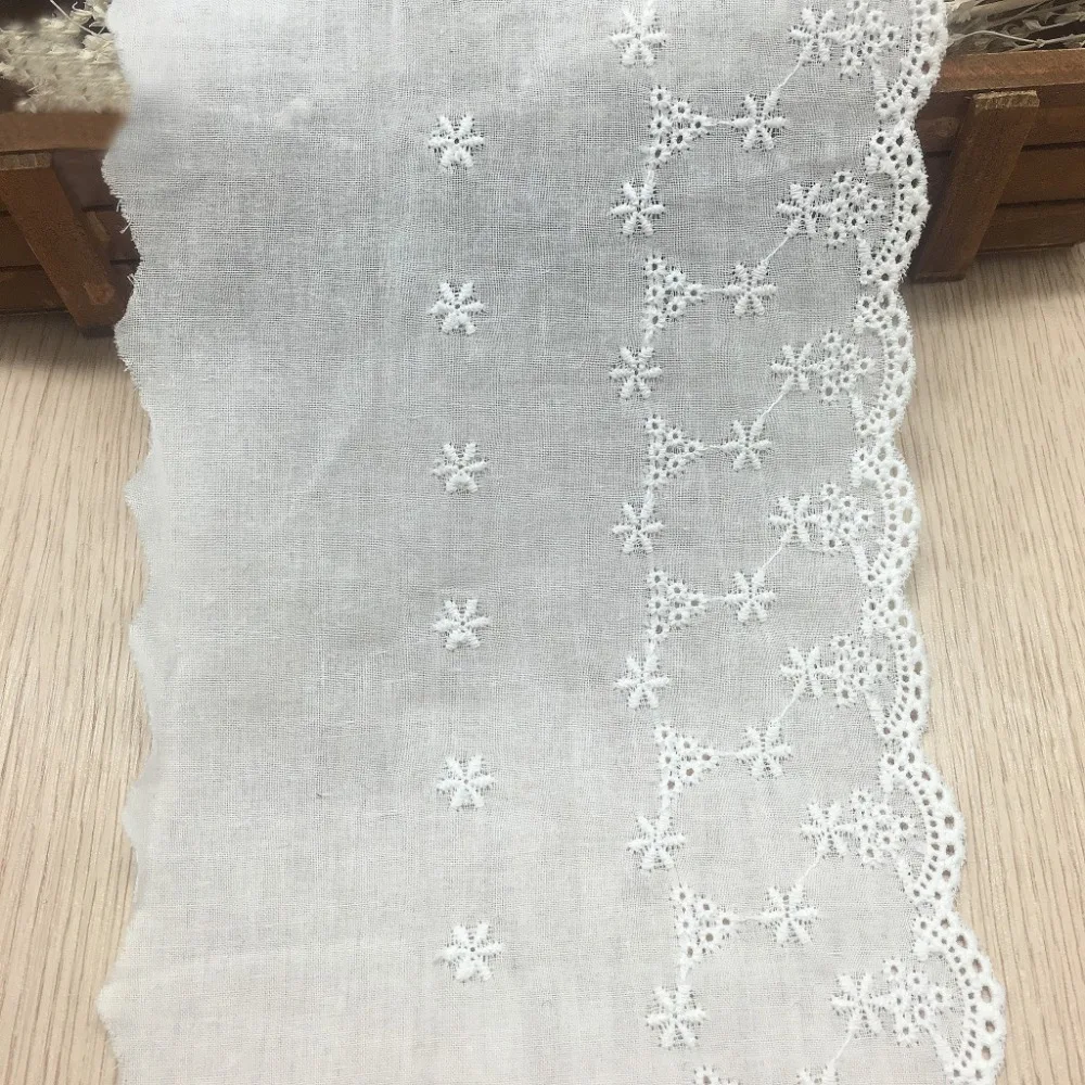 15yrd/lot 13.5cm Vintage Cotton Cloth Embroidered Lace Garment Fabric Trims Cloth Lace Sew Scrapbooking DIY Dress Accessories
15yrd/lot 13.5cm Vintage Cotton Cloth Embroidered Lace Garment Fabric Trims Cloth Lace Sew Scrapbooking DIY Dress Accessories