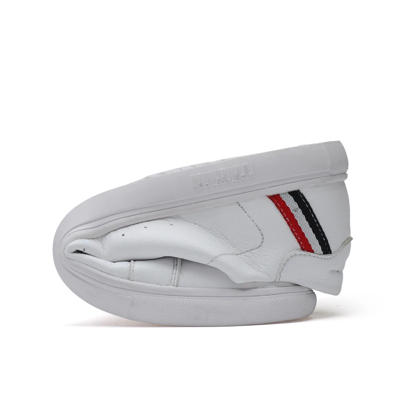 Brand Fashion Black Sneakers Lovers Small White Shoes Zapatos De Hombre Lace-Up Breathable Casual Skateboarding Shoes Size 35-44
Brand Fashion Black Sneakers Lovers Small White Shoes Zapatos De Hombre Lace-Up Breathable Casual Skateboarding Shoes Size 35-44
