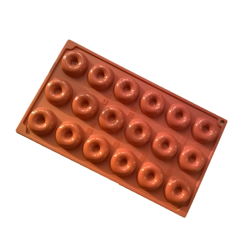 1pc Baking Tools 18-cavity Donuts Mold Silicone Cake Mold Non-stick Cake Molds for Baking Mini Donuts Mould Dessert Tools
1pc Baking Tools 18-cavity Donuts Mold Silicone Cake Mold Non-stick Cake Molds for Baking Mini Donuts Mould Dessert Tools