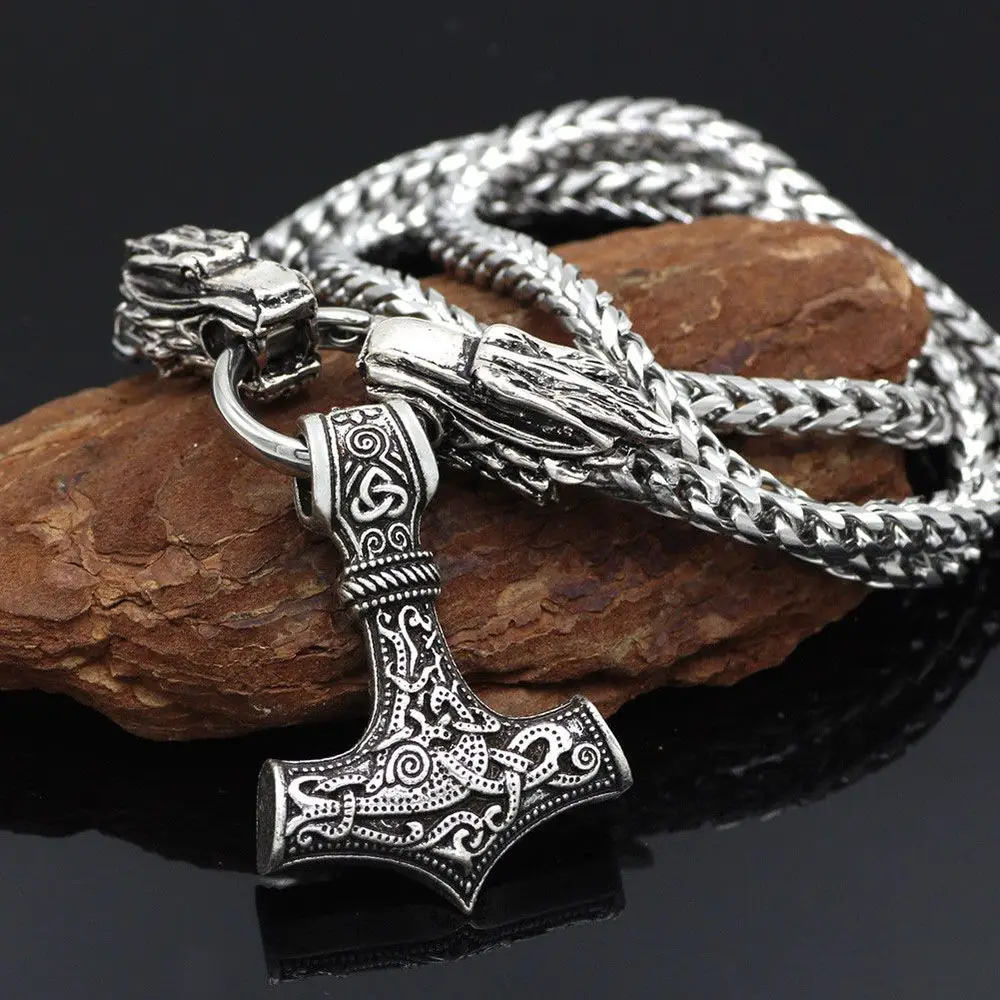 Viking Wolf Head With Hammer Mjolnir Scandinavian Bear Wolf Pendant NECKLACE With Stainless Steel Chain
Viking Wolf Head With Hammer Mjolnir Scandinavian Bear Wolf Pendant NECKLACE With Stainless Steel Chain