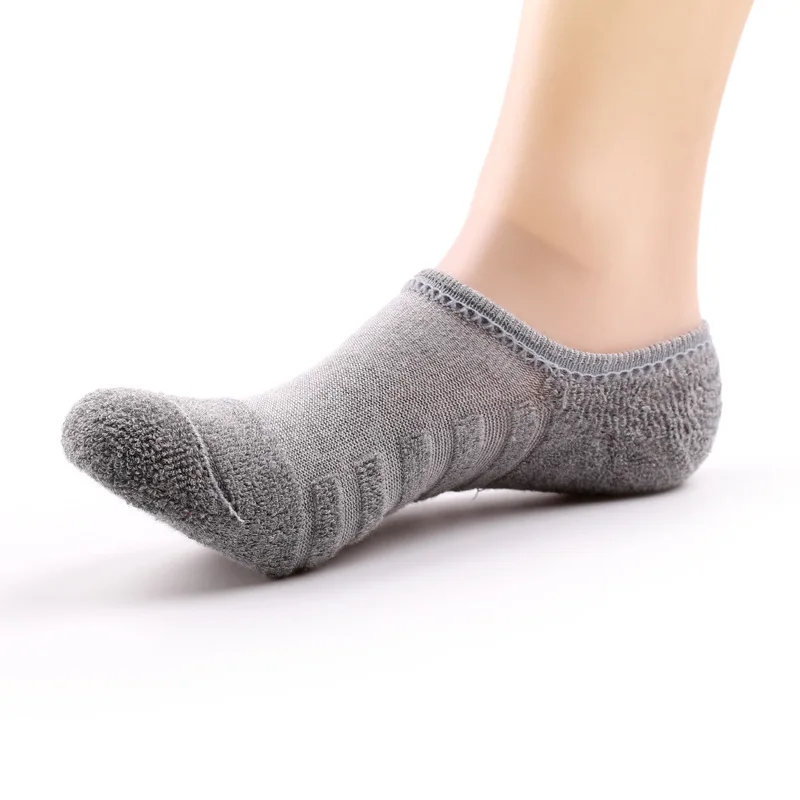 2pairs/lot man cotton invisibility socks поп сокет men's fashion socks are short Towel sports men socks popsocket popsoket
2pairs/lot man cotton invisibility socks поп сокет men's fashion socks are short Towel sports men socks popsocket popsoket