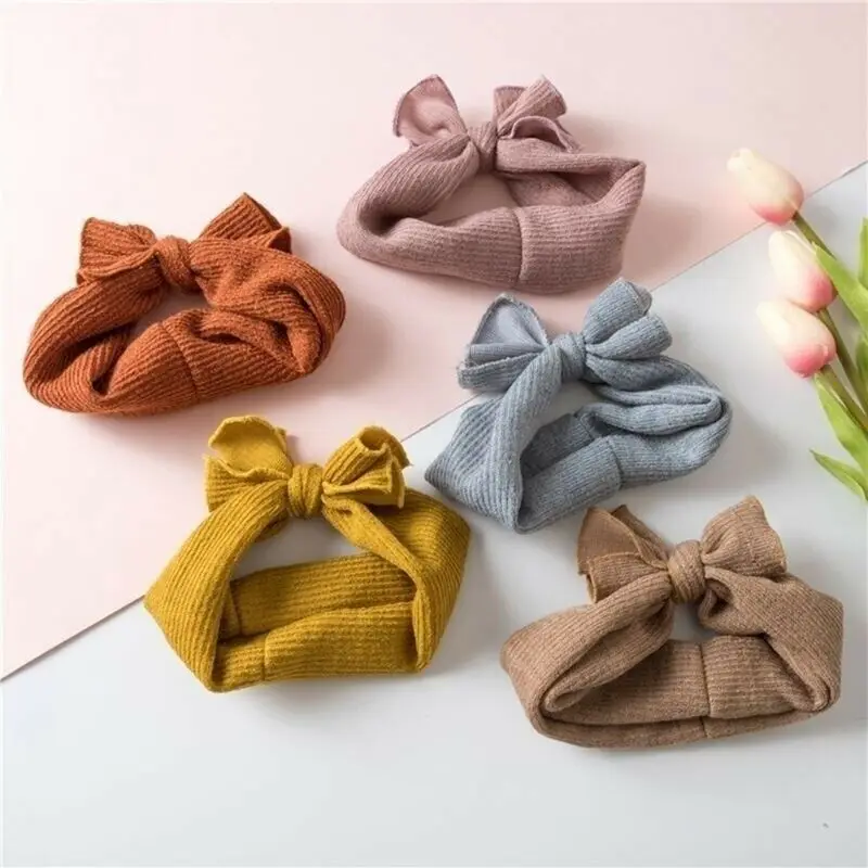 Emmababy для маленьких девочек повязка на голову тюрбан резинки для волос с узлом Дети однотонные Цвет головка Обёрточная бумага 5 цветов Цвет Д...
Emmababy для маленьких девочек повязка на голову тюрбан резинки для волос с узлом Дети однотонные Цвет головка Обёрточная бумага 5 цветов Цвет Д...