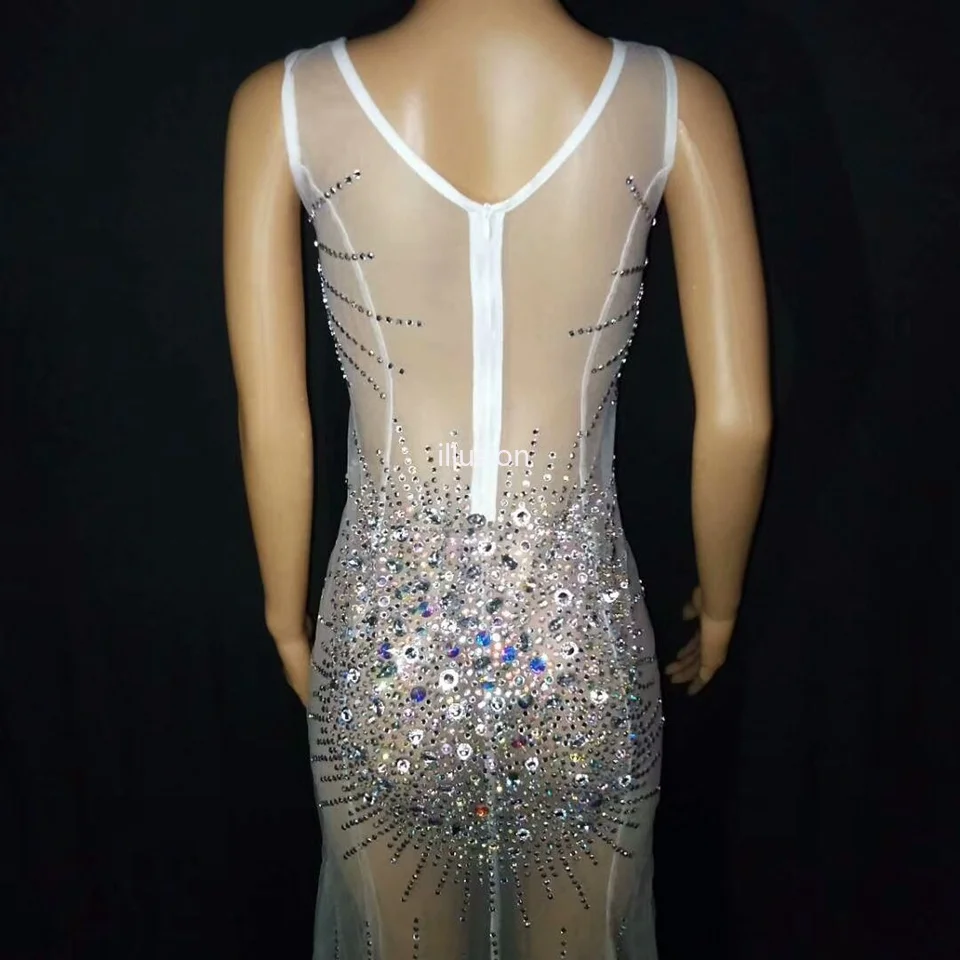Mesh See Through Evening Party Dress Women Glisten Rhinestones Long Tail Dresses Nightclub Singer Performance Costume Stage Wear
Mesh See Through Evening Party Dress Women Glisten Rhinestones Long Tail Dresses Nightclub Singer Performance Costume Stage Wear
