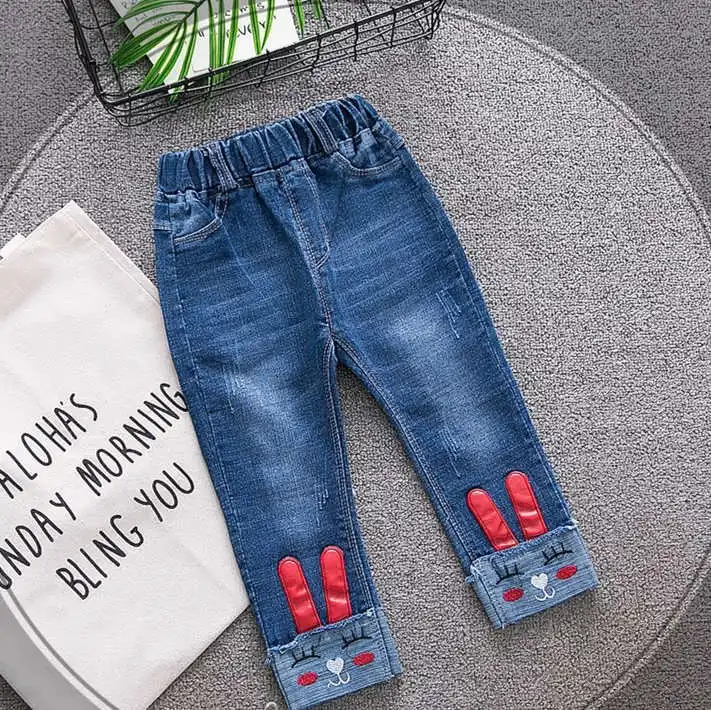New 2019 Classic Spring Autumn Baby Girls Soft Jeans Fashion Pants Trousers Children's jeans Infant Soft Denim Pants
New 2019 Classic Spring Autumn Baby Girls Soft Jeans Fashion Pants Trousers Children's jeans Infant Soft Denim Pants