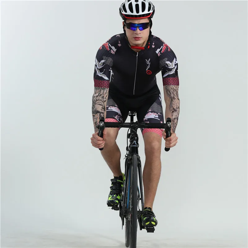 Summer sexy cycling skinsuits BOESTALK men short sleeve classic tights ropa ciclismo hombre triathlon suit bike sports set
Summer sexy cycling skinsuits BOESTALK men short sleeve classic tights ropa ciclismo hombre triathlon suit bike sports set