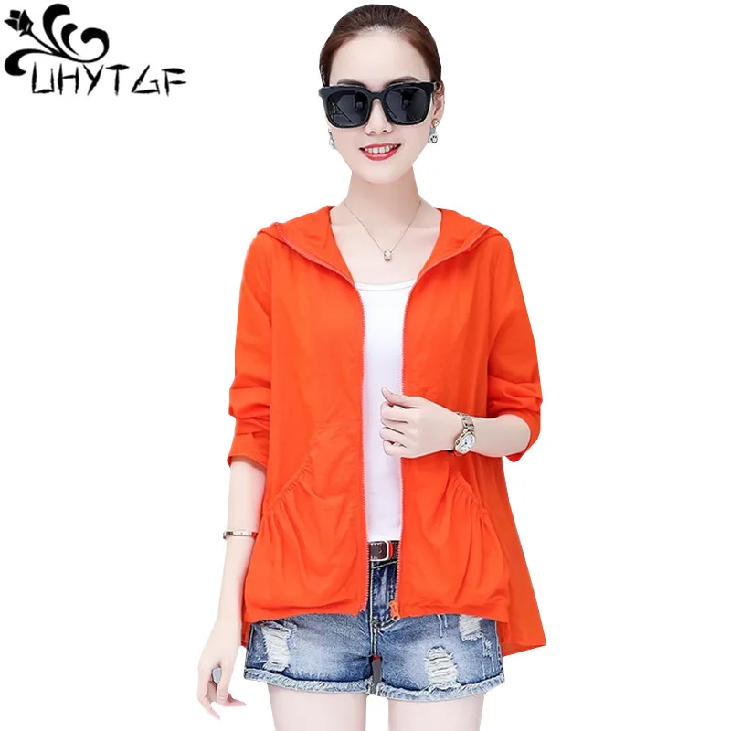 UHYTGF Women's spring summer coat Breathable hooded short sun protection clothing Long sleeves Thin plus size coat 5 colors 1470
UHYTGF Women's spring summer coat Breathable hooded short sun protection clothing Long sleeves Thin plus size coat 5 colors 1470