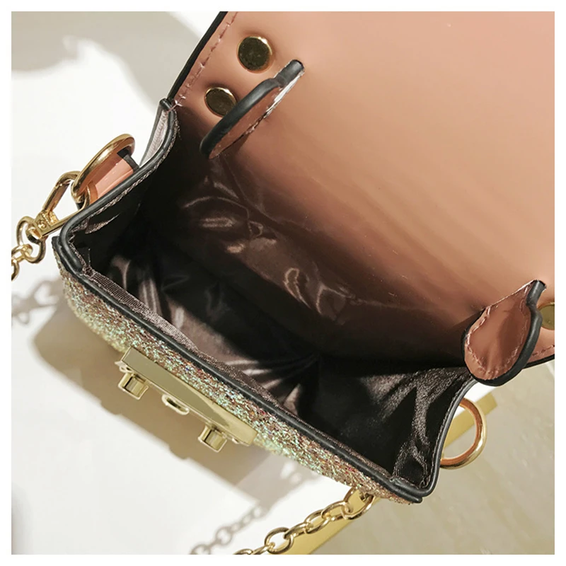 New Style Women Fashion Messenger Bag Female Mini Shoulder Bag Cute Sequins Rivet Lock Handbag Crossbody Flap Bag for Girls
New Style Women Fashion Messenger Bag Female Mini Shoulder Bag Cute Sequins Rivet Lock Handbag Crossbody Flap Bag for Girls