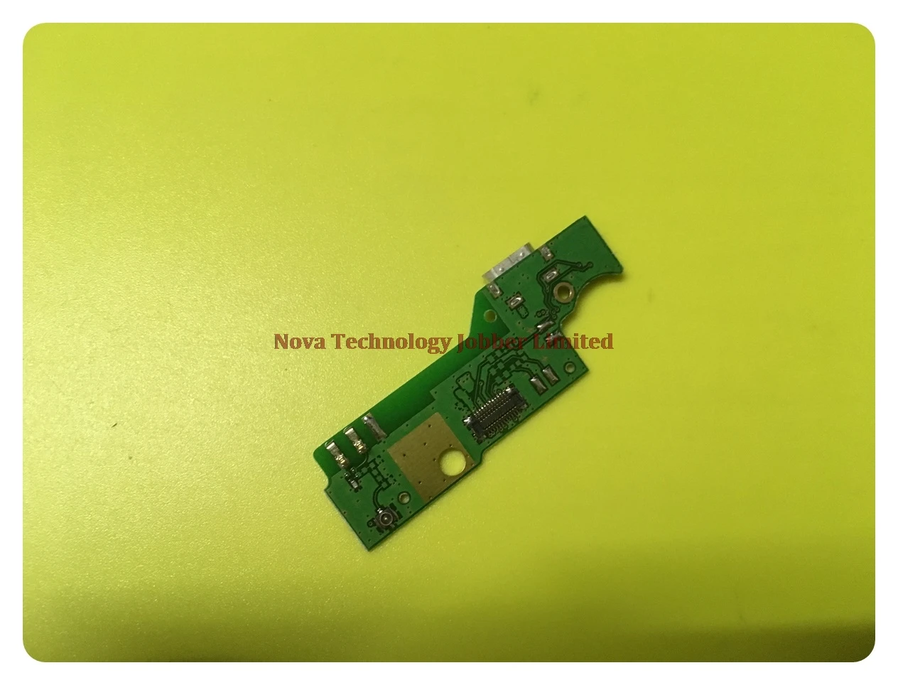 Wyieno S930 зарядный порт для Lenovo S930 Micro USB зарядное устройство разъем гибкий кабель, сменные детали микрофон
Wyieno S930 зарядный порт для Lenovo S930 Micro USB зарядное устройство разъем гибкий кабель, сменные детали микрофон