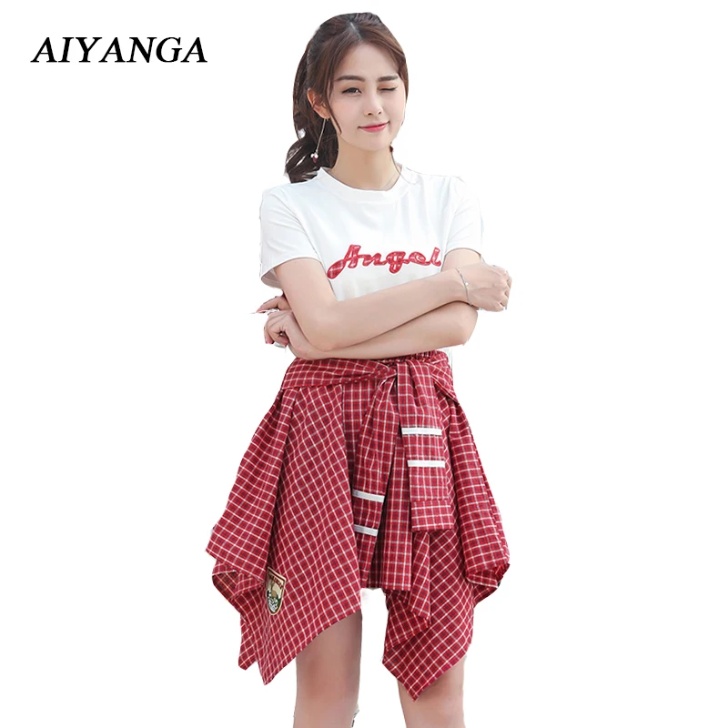 Women Two Piece Sets Summer 2020 Female Short Sleeve Letter Embroidery T-shirt + Red Irregular Plaid Skirts Cotton Tops
Women Two Piece Sets Summer 2020 Female Short Sleeve Letter Embroidery T-shirt + Red Irregular Plaid Skirts Cotton Tops