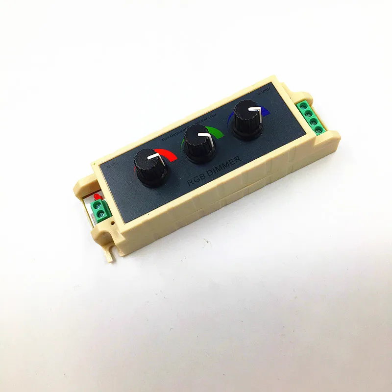Led RGB Dimmer LED strip controller 3A for each color Common anode for RGB 3528 5050 5630 2835 DC 12V 24V
Led RGB Dimmer LED strip controller 3A for each color Common anode for RGB 3528 5050 5630 2835 DC 12V 24V