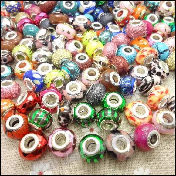 Mix 30-50 different pattern 50pcs resin Beads Charm Tibetan silver Fits European Bracelet Diy beads jewelry findings
Mix 30-50 different pattern 50pcs resin Beads Charm Tibetan silver Fits European Bracelet Diy beads jewelry findings