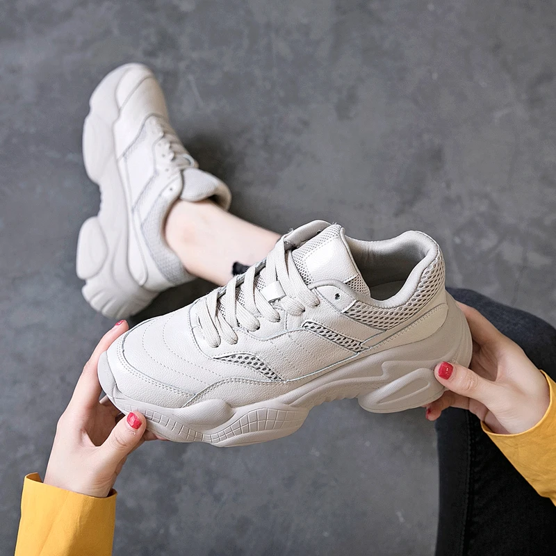 Suede And Mesh Leather Women Platforms Casual Shoes 2018 Street Styles Fashion Trainers Designer Shoes Women Sneaker
Suede And Mesh Leather Women Platforms Casual Shoes 2018 Street Styles Fashion Trainers Designer Shoes Women Sneaker