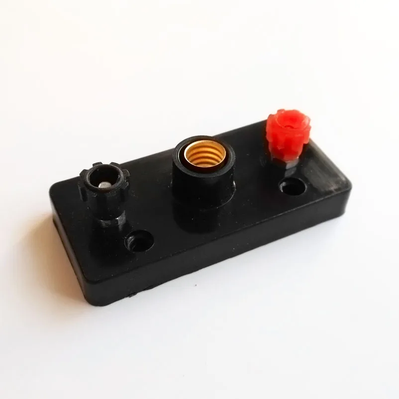 Пластиковые основания для ламп E10
Пластиковые основания для ламп E10