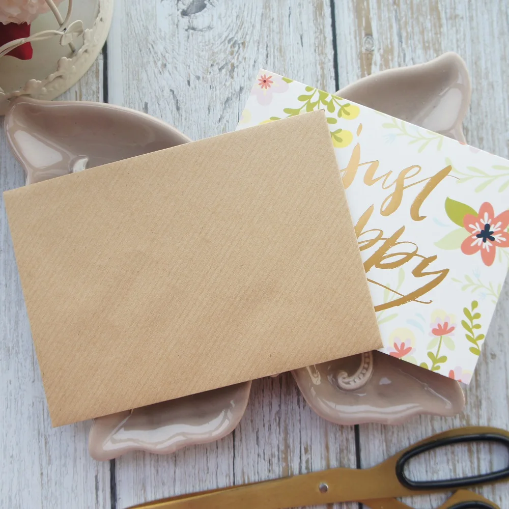 12set gold Word theme flower just happy Card message cards greeting card wedding Party Invitation with envelope
12set gold Word theme flower just happy Card message cards greeting card wedding Party Invitation with envelope
