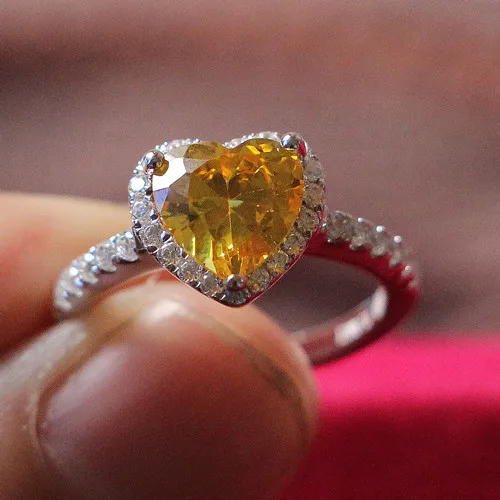 Одноцветное Белое золото 14 карат AU585 кольцо 2CT желтым принтом в виде сердца и Форма алмаз Обручение кольцо идеальным Юбилей, ювелирное издел...
Одноцветное Белое золото 14 карат AU585 кольцо 2CT желтым принтом в виде сердца и Форма алмаз Обручение кольцо идеальным Юбилей, ювелирное издел...