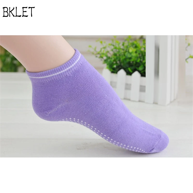Lot Yoga Socks Four Seasons Fitness Socks Female Breathable Sweaty Anti Slip Emale Professional Yoga Cotton Solid Socks 2018
Lot Yoga Socks Four Seasons Fitness Socks Female Breathable Sweaty Anti Slip Emale Professional Yoga Cotton Solid Socks 2018