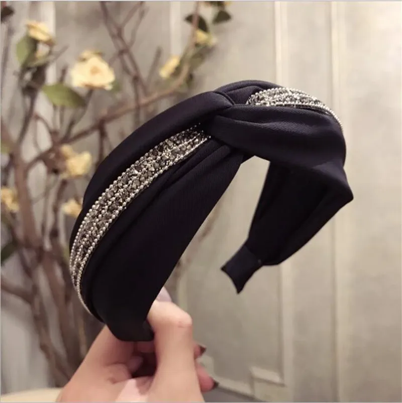 Korean Boutique Hairband Fashion Fabric Cross Headband Women Girls Hair Head Hoop Bands Accessories For Women Scrunchy Headdress
Korean Boutique Hairband Fashion Fabric Cross Headband Women Girls Hair Head Hoop Bands Accessories For Women Scrunchy Headdress
