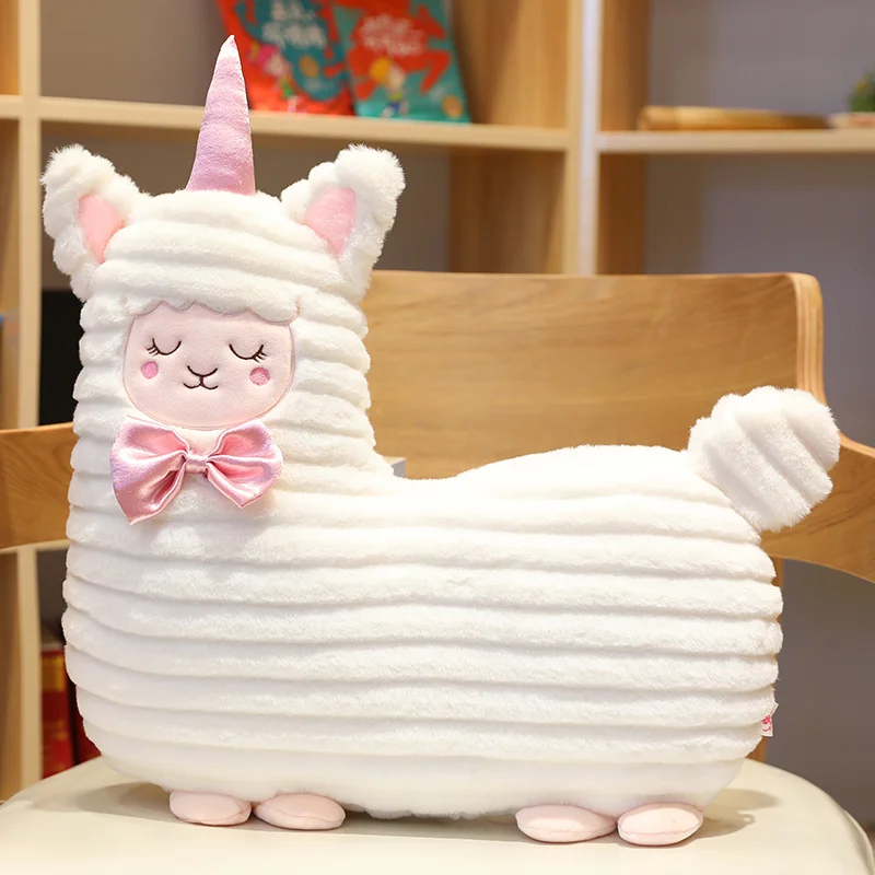 The plush doll, the one-horned horse corduroy doll, soothes the sleeping and holds the doll's birthday gift
The plush doll, the one-horned horse corduroy doll, soothes the sleeping and holds the doll's birthday gift