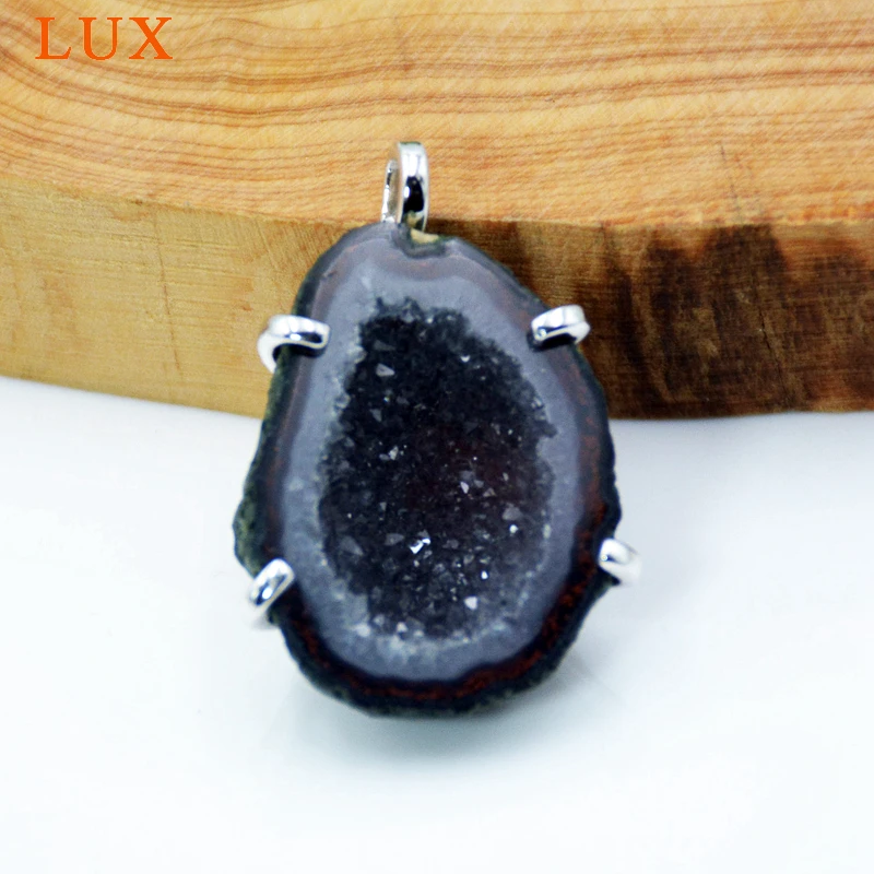 925 Sterling Silver Natural Druzy Quartz Geode Pendant genuine agates geode charms handmade pendants
925 Sterling Silver Natural Druzy Quartz Geode Pendant genuine agates geode charms handmade pendants