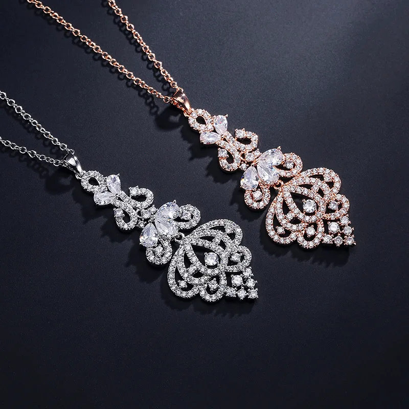 European Fashion Irregular Hollow Pendant Necklace Full Mirco Cubic Zircon Exquisite Water Drop Jewelry Party Gift
European Fashion Irregular Hollow Pendant Necklace Full Mirco Cubic Zircon Exquisite Water Drop Jewelry Party Gift