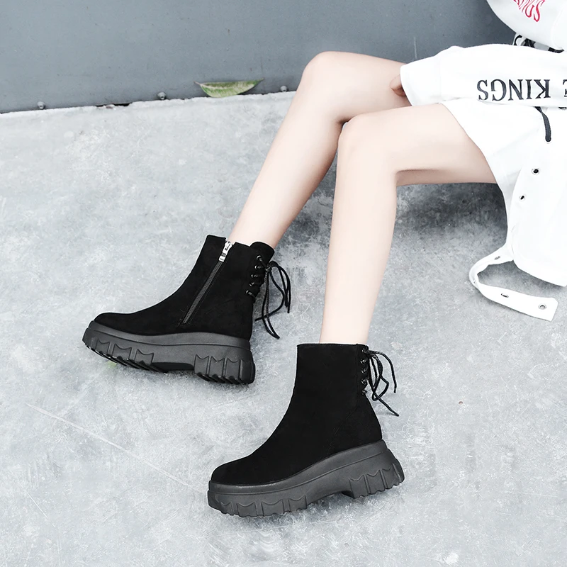 WETKISS Fashion Casual Women Ankle Boots Cross Tied Round Toe Footwear Flock Female Boot Platform Girl Shoes Woman 2018 Winter
WETKISS Fashion Casual Women Ankle Boots Cross Tied Round Toe Footwear Flock Female Boot Platform Girl Shoes Woman 2018 Winter