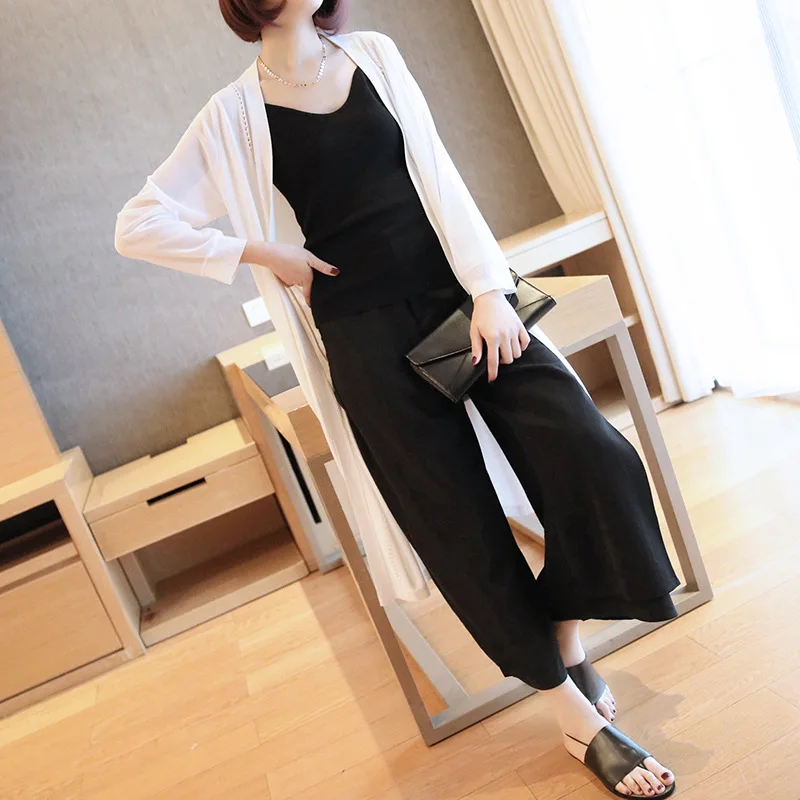 Ladies ice silk sunscreen clothing 2019 summer Korean version of the new women's long section loose thin section knit
Ladies ice silk sunscreen clothing 2019 summer Korean version of the new women's long section loose thin section knit