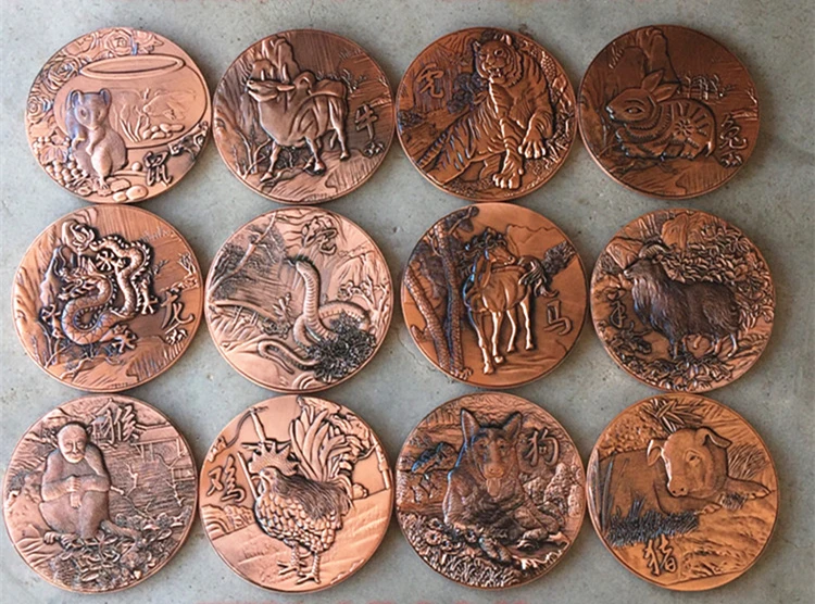 Pure copper, twelve Chinese zodiac copper plate, one set, 12 pieces, handicrafts collection.
Pure copper, twelve Chinese zodiac copper plate, one set, 12 pieces, handicrafts collection.