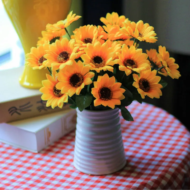 Artificial fake bouquet Simulation small sunflower sun flower home wedding decoration flowers plastic flower
Artificial fake bouquet Simulation small sunflower sun flower home wedding decoration flowers plastic flower