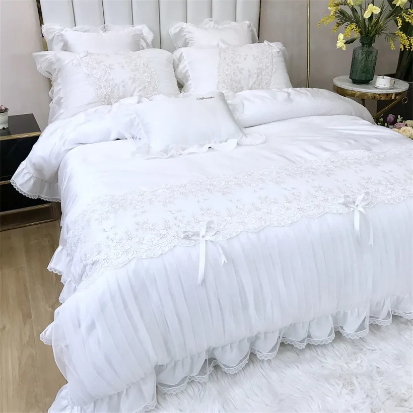 Комплект постельного белья Lotus White с кружевными оборками для девочек шелковистое