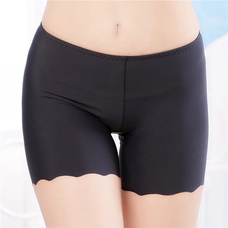 3 Pieces Per Pack Ice Silk No Trace Base Safety Pants Large Size Anti-going Ladies Three-pointers
3 Pieces Per Pack Ice Silk No Trace Base Safety Pants Large Size Anti-going Ladies Three-pointers