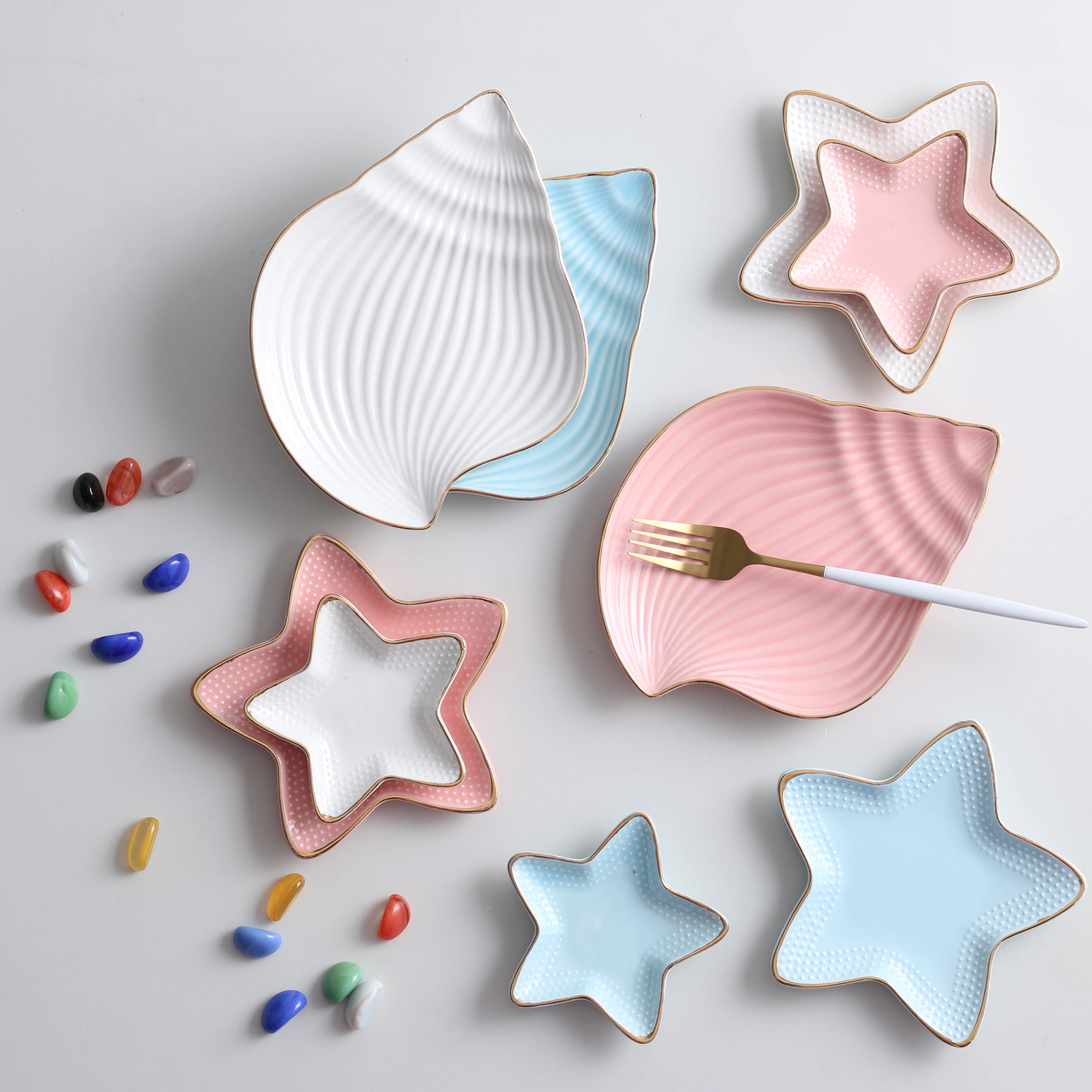 Hot Sale Creative Ceramic Various Style Star or Conch Small Plate Dessert Fruit Snack Plate Crafts gift for Kitchenware lovers
Hot Sale Creative Ceramic Various Style Star or Conch Small Plate Dessert Fruit Snack Plate Crafts gift for Kitchenware lovers